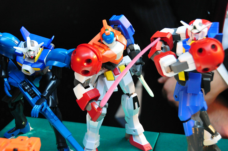 Illustration for article titled Let's Look at Plastic Mechs!